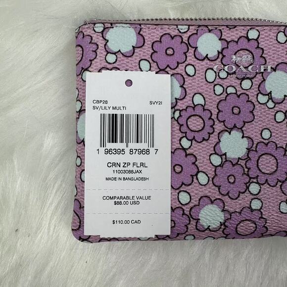 Coach Corner Zip Wristlet With Floral Print In Canvas Lily Multi CBP28 NWT - Picture 3 of 4